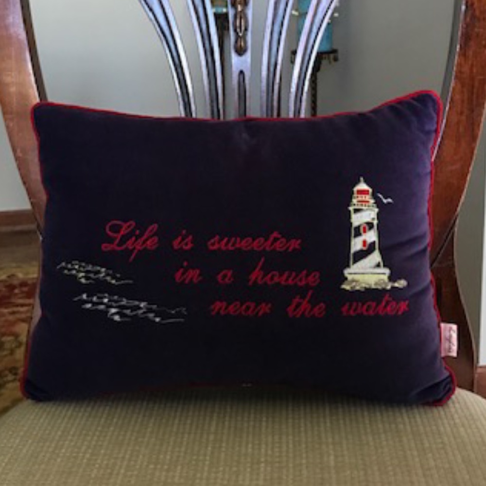 Lake House Pillow w/Lighthouse